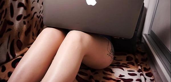  I TOOK MACBOOK FROM MY BROTHER TO WATCH PORN AND MASTURBATE